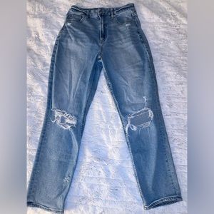 american eagle curvy mom jeans!